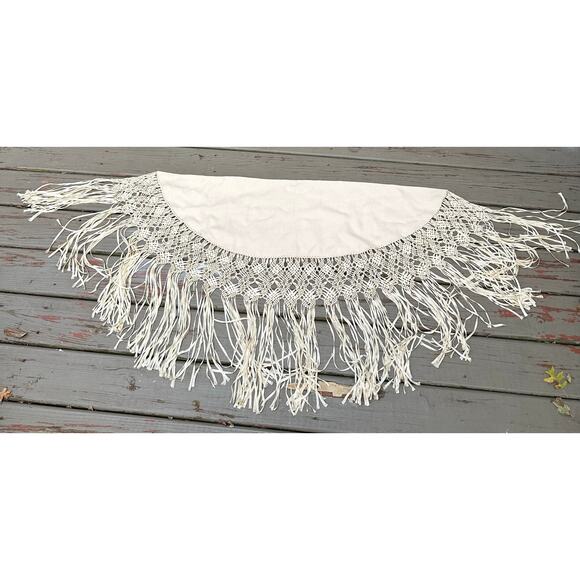 Vintage Piano Shawl Fringe Ivory cream Macrame wool button bohemian 40x29” - Picture 3 of 16